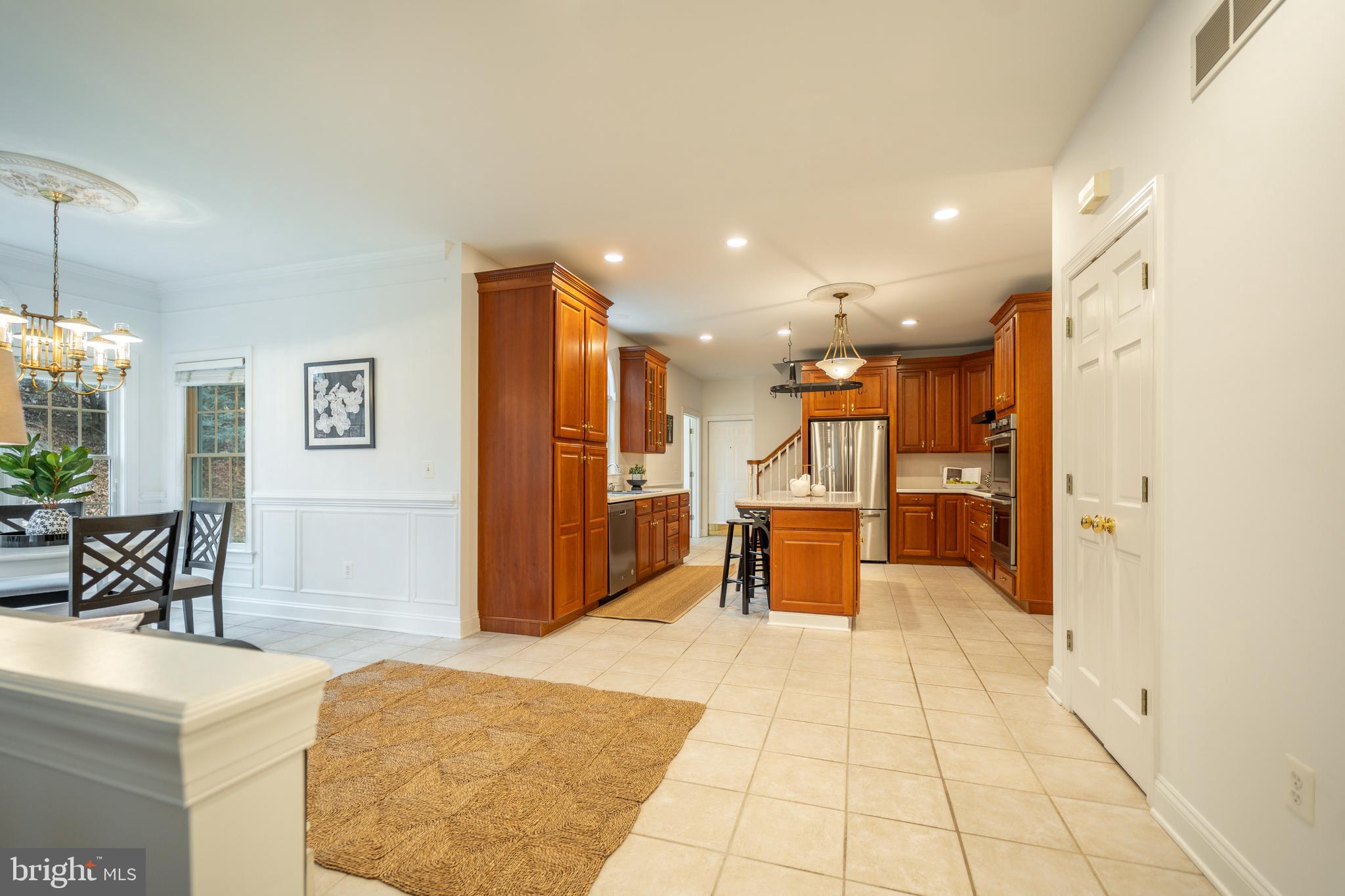 11112 Old Carriage Road Glen Arm, MD 21057 - Photo 19 of 83 Gourmet Kitchen with Eat-In Nook