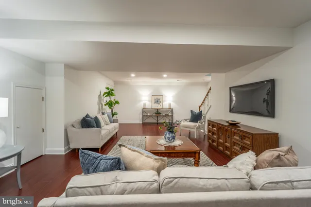 $899,900 | 11112 Old Carriage Road, Glen Arm, MD 21057