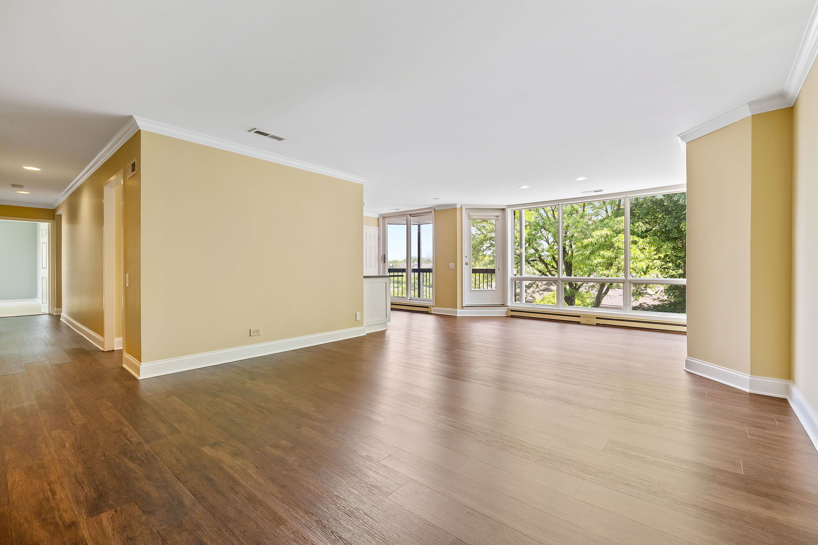 1140 Old Mill Road, Unit 301F Hinsdale, IL 60521 - Photo 3 of 33 Gallery Image 3