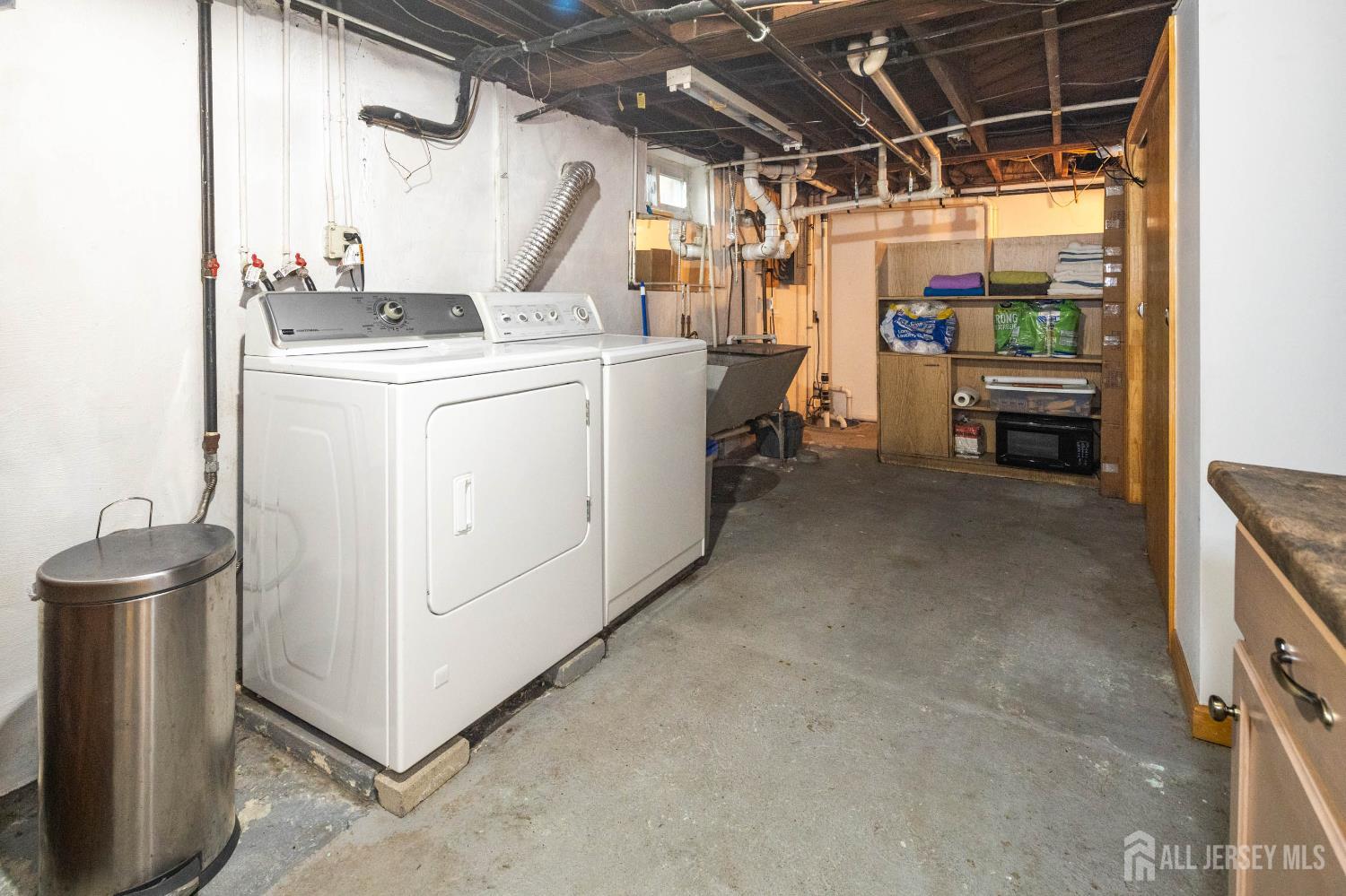 294 Fresh Ponds Road North Brunswick, NJ 08902 - Photo 29 of 53 a utility room with dryer and washer