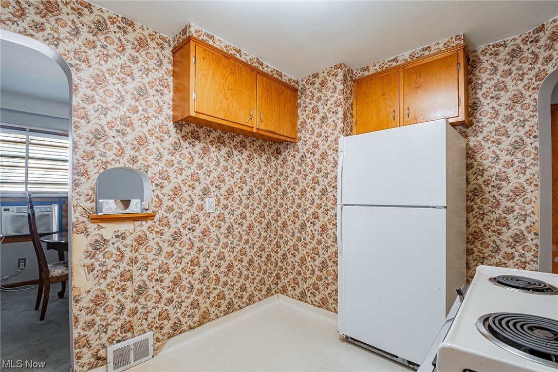 11000 McCracken Road Cleveland, OH 44125 - Photo 13 of 32