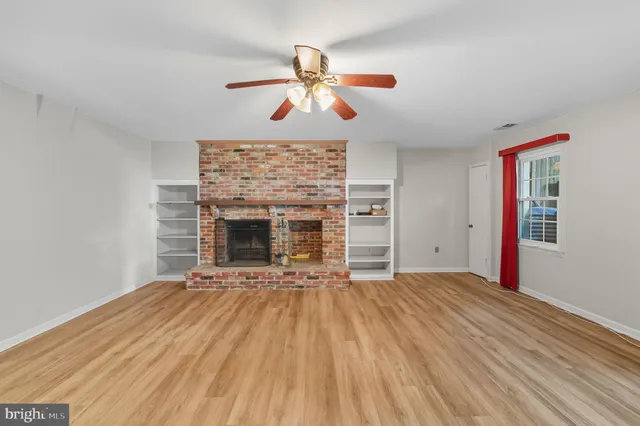 $3,100 | 7724 Bristol Square Court, Springfield, VA 22153