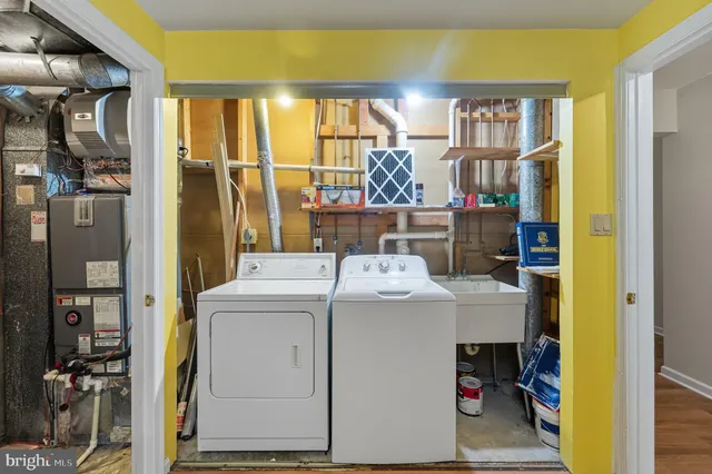 $3,100 | 7724 Bristol Square Court, Springfield, VA 22153