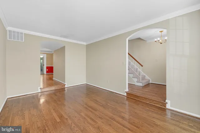 $3,100 | 7724 Bristol Square Court, Springfield, VA 22153