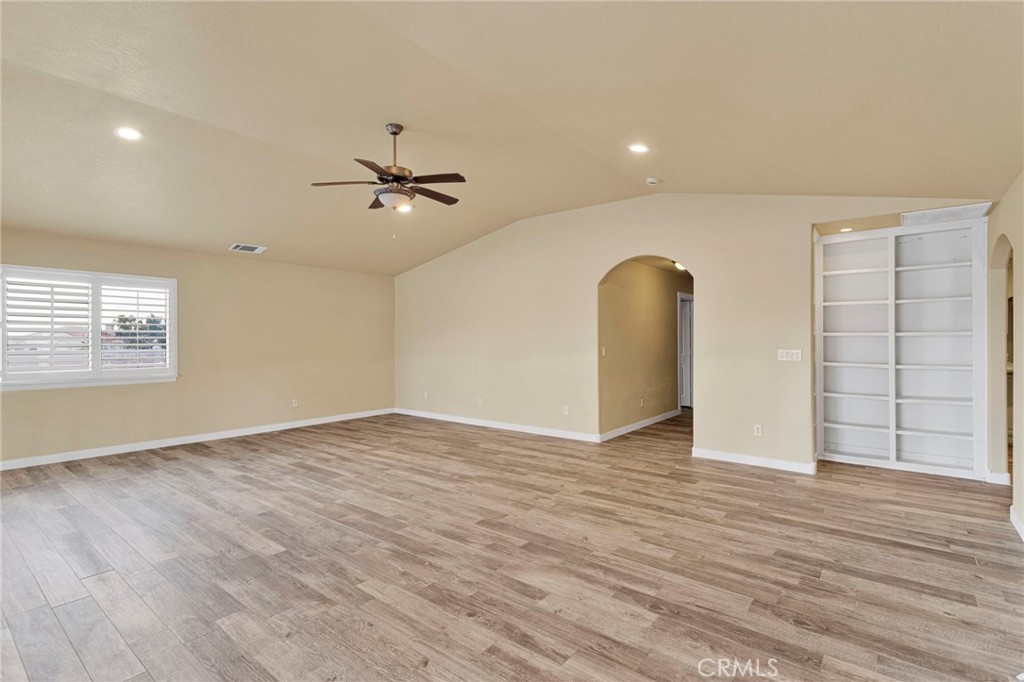 16653 Iwa Road Apple Valley, CA 92307 - Photo 32 of 60 Gallery Image 32