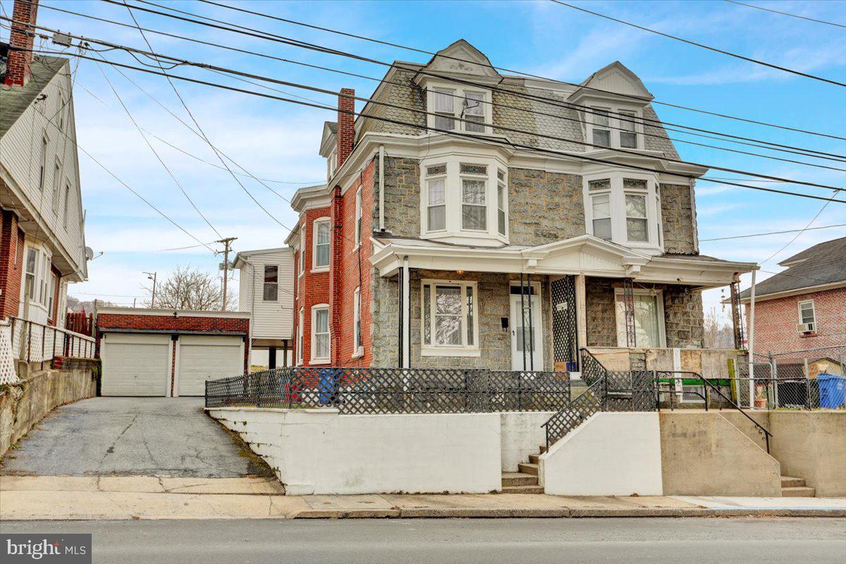 2731 Kutztown Road Reading, PA 19605 - Photo 3 of 30 Gallery Image 3
