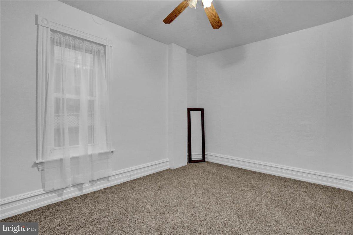 2731 Kutztown Road Reading, PA 19605 - Photo 6 of 30 Gallery Image 6