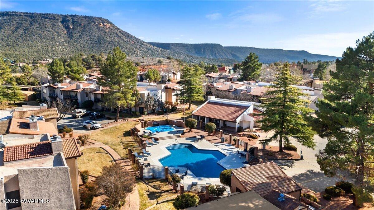 65 Verde Valley School Road, Unit F2 Sedona, AZ 86351 - Photo 24 of 34 29-Oak Creek Estados Community Pool