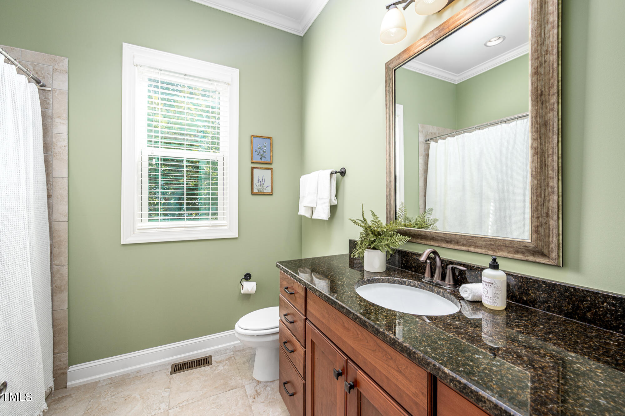 589 Bennett Mountain Chapel Hill, NC 27516 - Photo 22 of 45 589BennettMountain-27