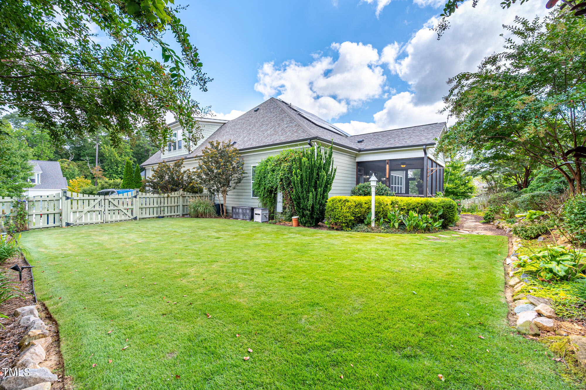 589 Bennett Mountain Chapel Hill, NC 27516 - Photo 34 of 45 589BennettMountain-47