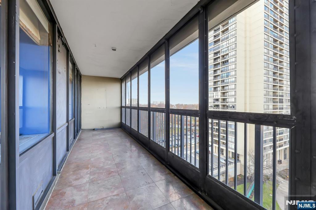 5 Horizon Road, Unit 907 Fort Lee, NJ 07024 - Photo 13 of 48