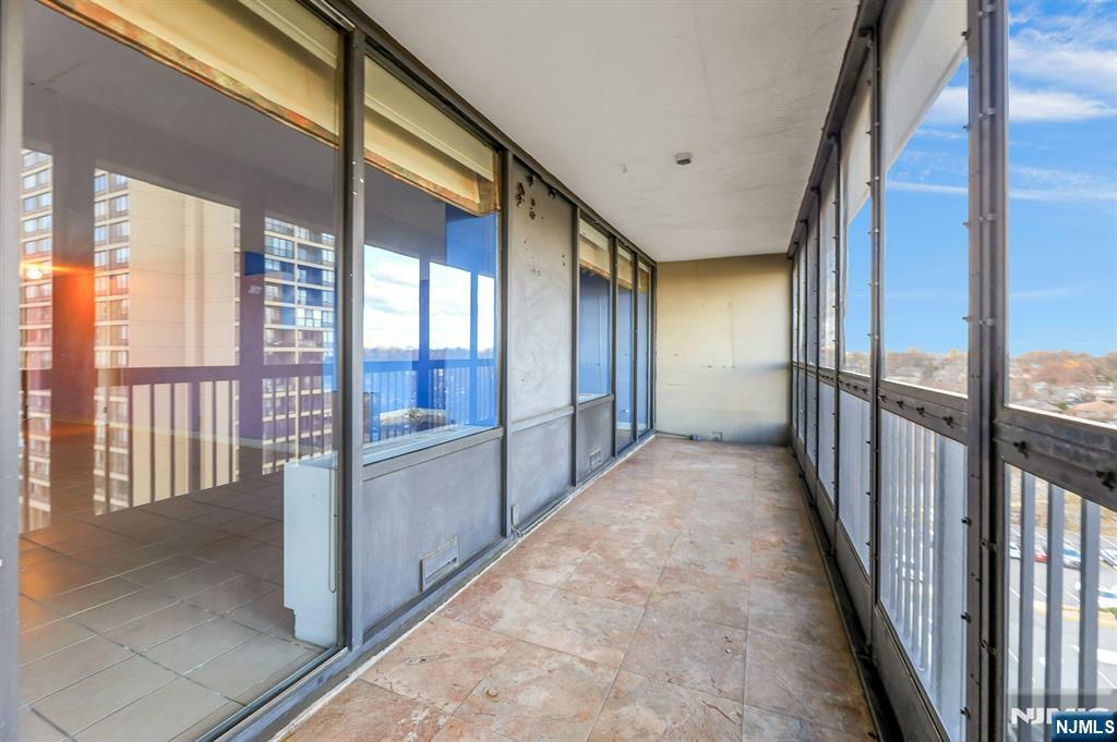 5 Horizon Road, Unit 907 Fort Lee, NJ 07024 - Photo 14 of 48