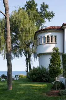$10,800,000 | 4 Richard Path, Nissequogue, NY 11780