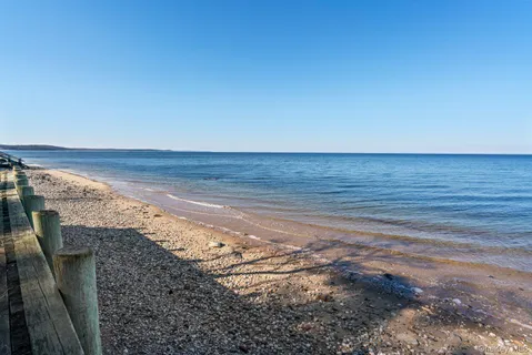 $10,800,000 | 4 Richard Path, Nissequogue, NY 11780