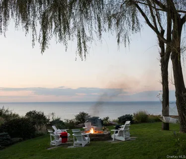 $10,800,000 | 4 Richard Path, Nissequogue, NY 11780