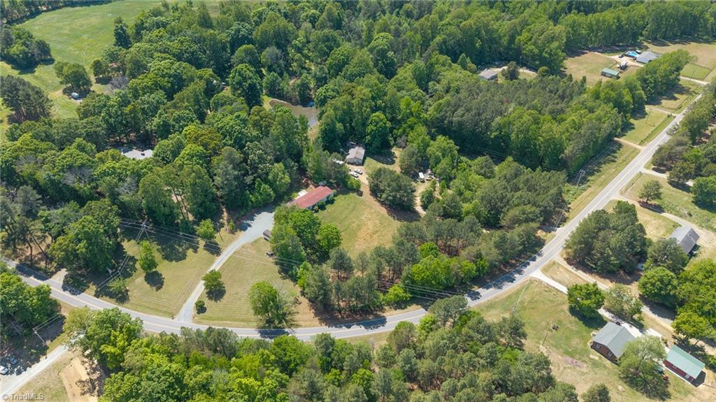6705 Beale Road Snow Camp, NC 27349 - Photo 8 of 36