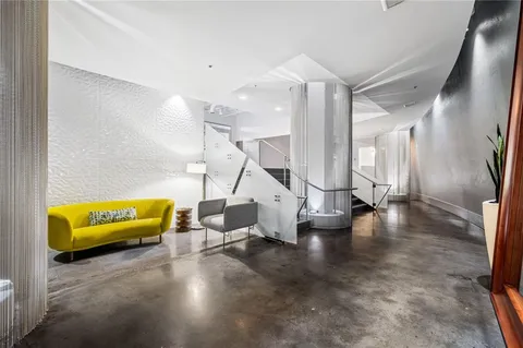 $600,000 | 805 Peachtree Street Northeast, Unit 521, Atlanta, GA 30308