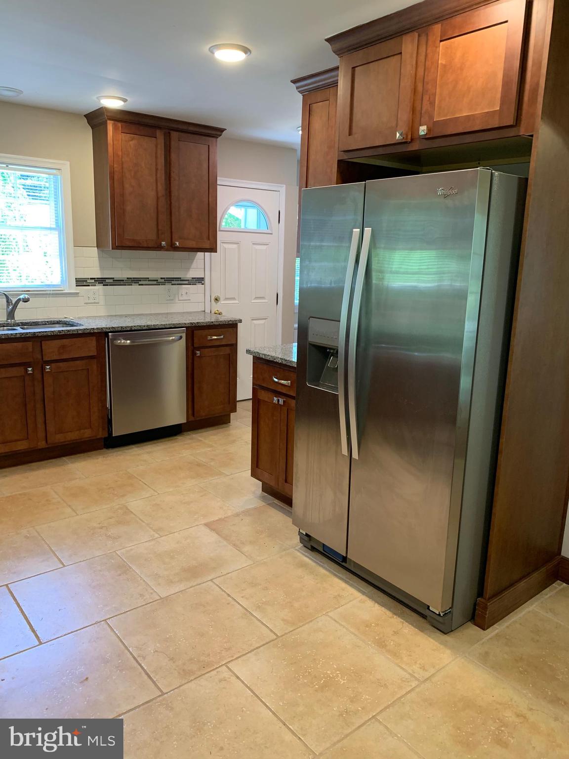 18920 Crofton Road Hagerstown, MD 21742 - Photo 19 of 59 Refrigerator