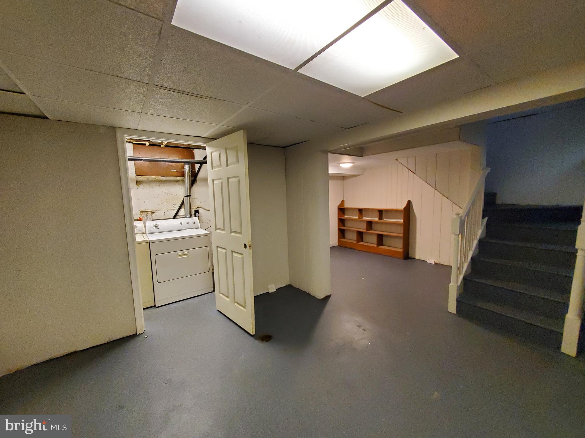 18920 Crofton Road Hagerstown, MD 21742 - Photo 57 of 59 Basement and Laundry