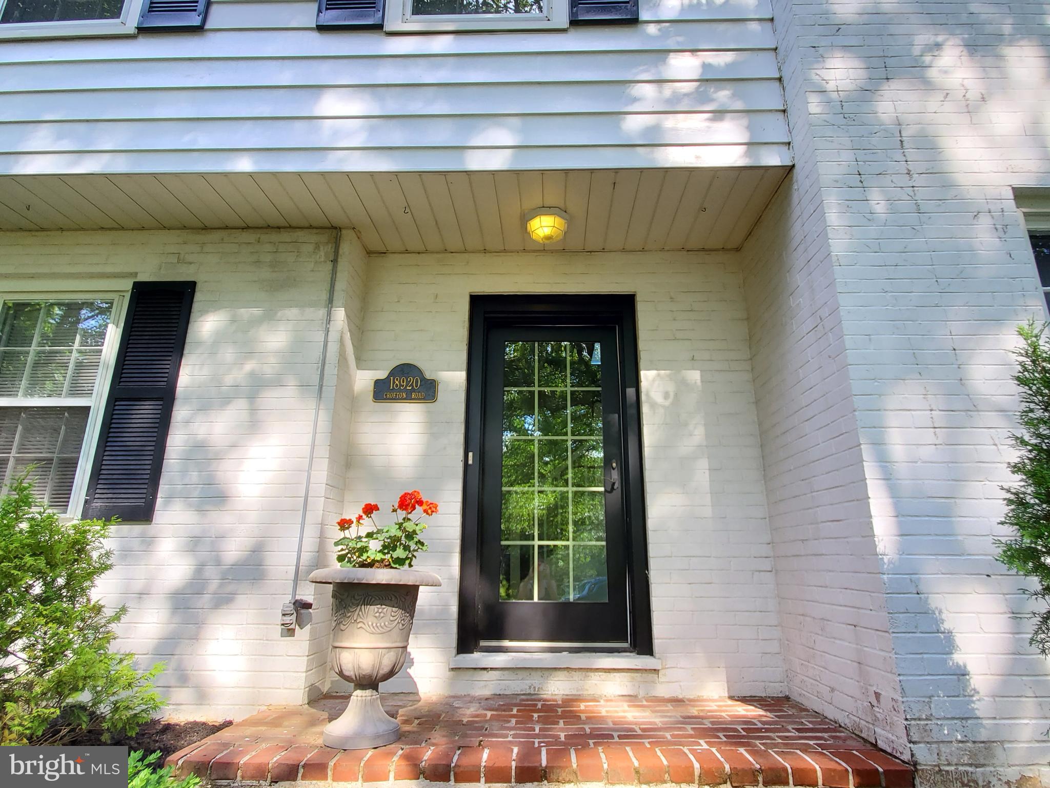 18920 Crofton Road Hagerstown, MD 21742 - Photo 7 of 59 Entrance