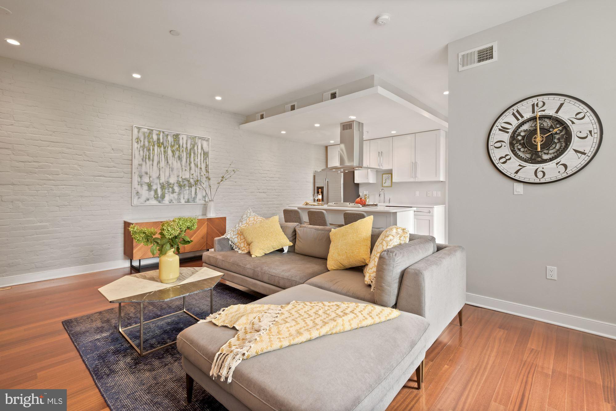 3240 Hiatt Place Northwest, Unit 3 Washington, DC 20010 - Photo 3 of 13