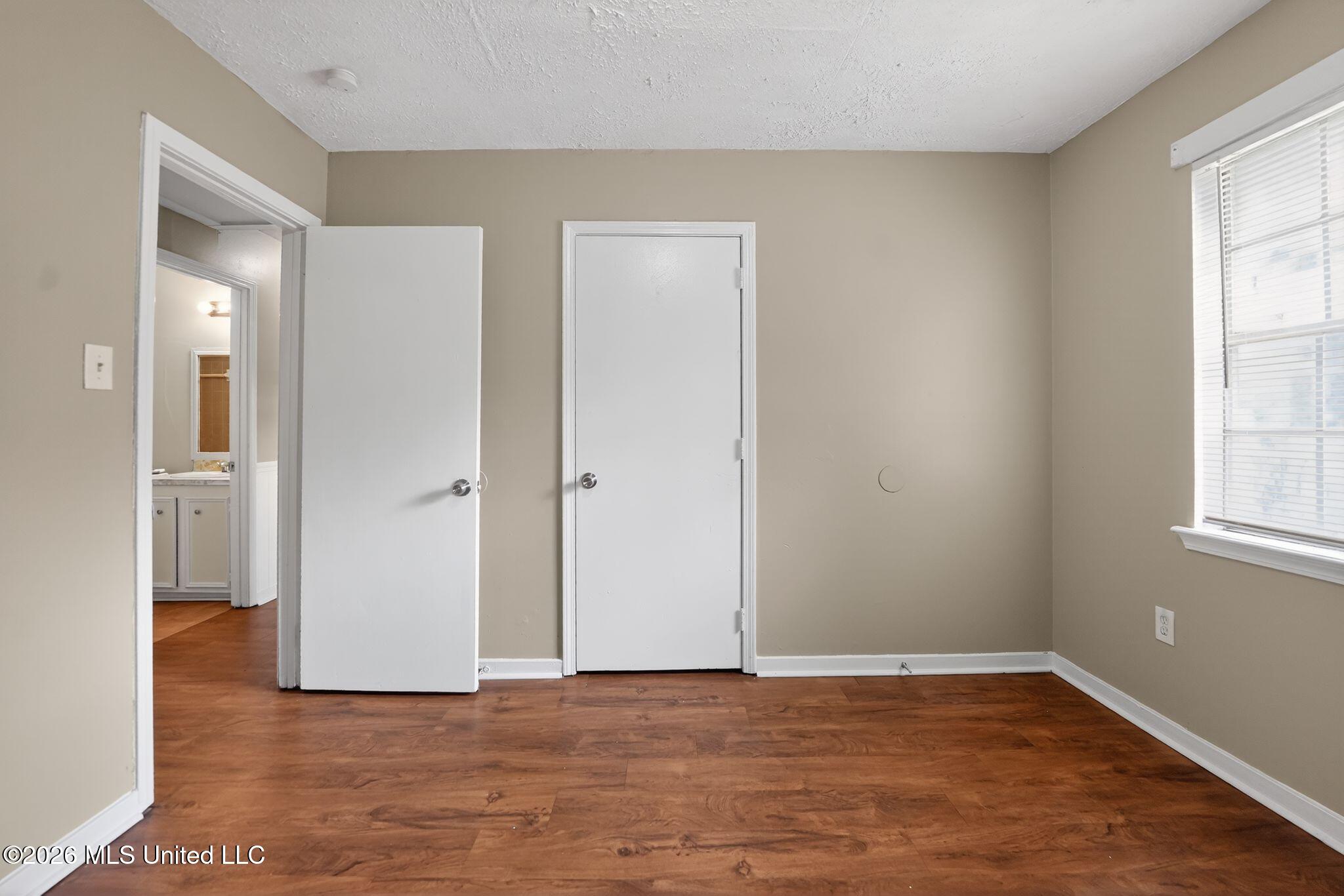 4597 Kirkley Drive Jackson, MS 39206 - Photo 34 of 44 34_4597_Kirkley_Dr_Jackson_MS_39206-Bedr