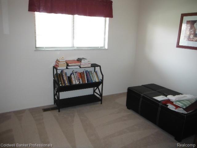 154 Boyken Road Rochester, MI 48307 - Photo 13 of 18 DSCF7138.jpg