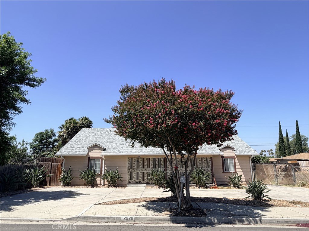 2820 Madison Street Riverside, CA 92504 - Photo 3 of 20
