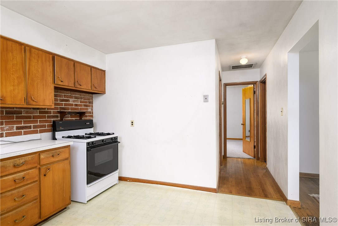 4511 St Marys Road Floyds Knobs, IN 47119 - Photo 11 of 36 Gallery Image 11