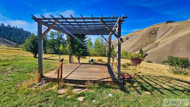 $495,000 | 53 Runnin Bear Road, Carmen, ID 83462