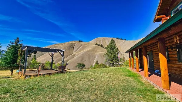 $495,000 | 53 Runnin Bear Road, Carmen, ID 83462