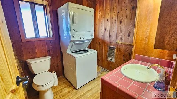 $495,000 | 53 Runnin Bear Road, Carmen, ID 83462