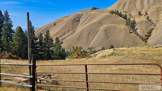 $495,000 | 53 Runnin Bear Road, Carmen, ID 83462