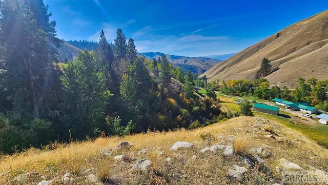 $495,000 | 53 Runnin Bear Road, Carmen, ID 83462