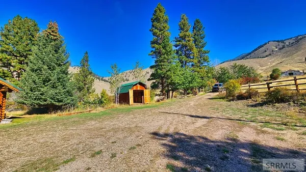 $495,000 | 53 Runnin Bear Road, Carmen, ID 83462