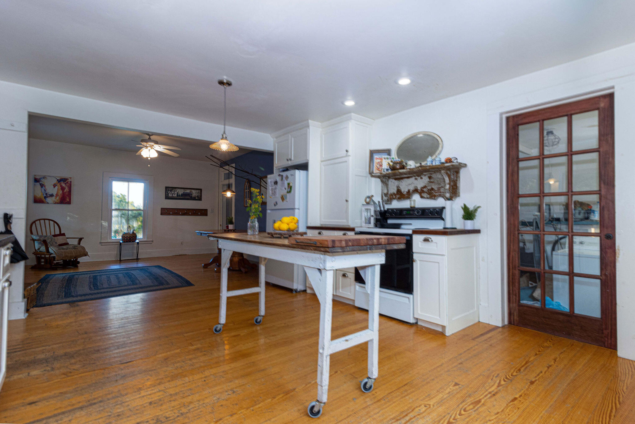 171 Hodges Road Buchanan, VA 24066 - Photo 11 of 48 Kitchen/Family Room combo