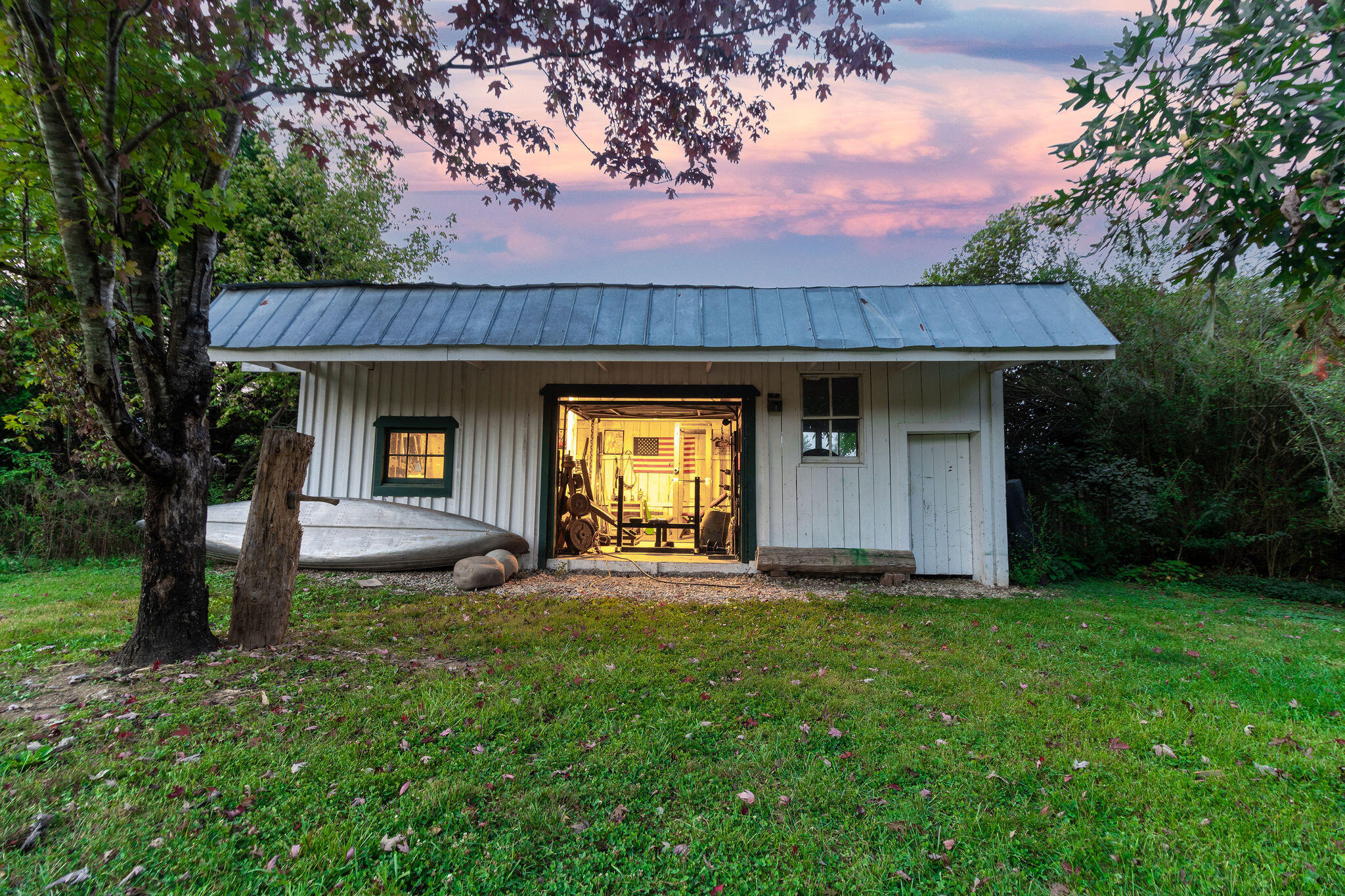 171 Hodges Road Buchanan, VA 24066 - Photo 20 of 48 Barn