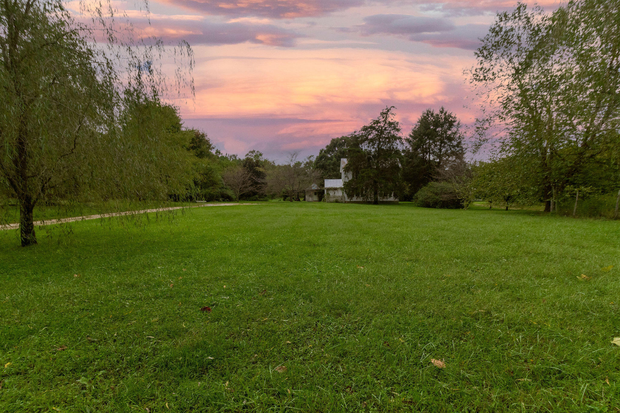 171 Hodges Road Buchanan, VA 24066 - Photo 21 of 48 Horses Permitted