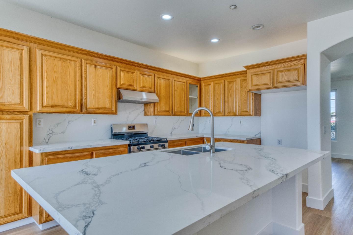 470 Cascade Way Salinas, CA 93906 - Photo 6 of 19