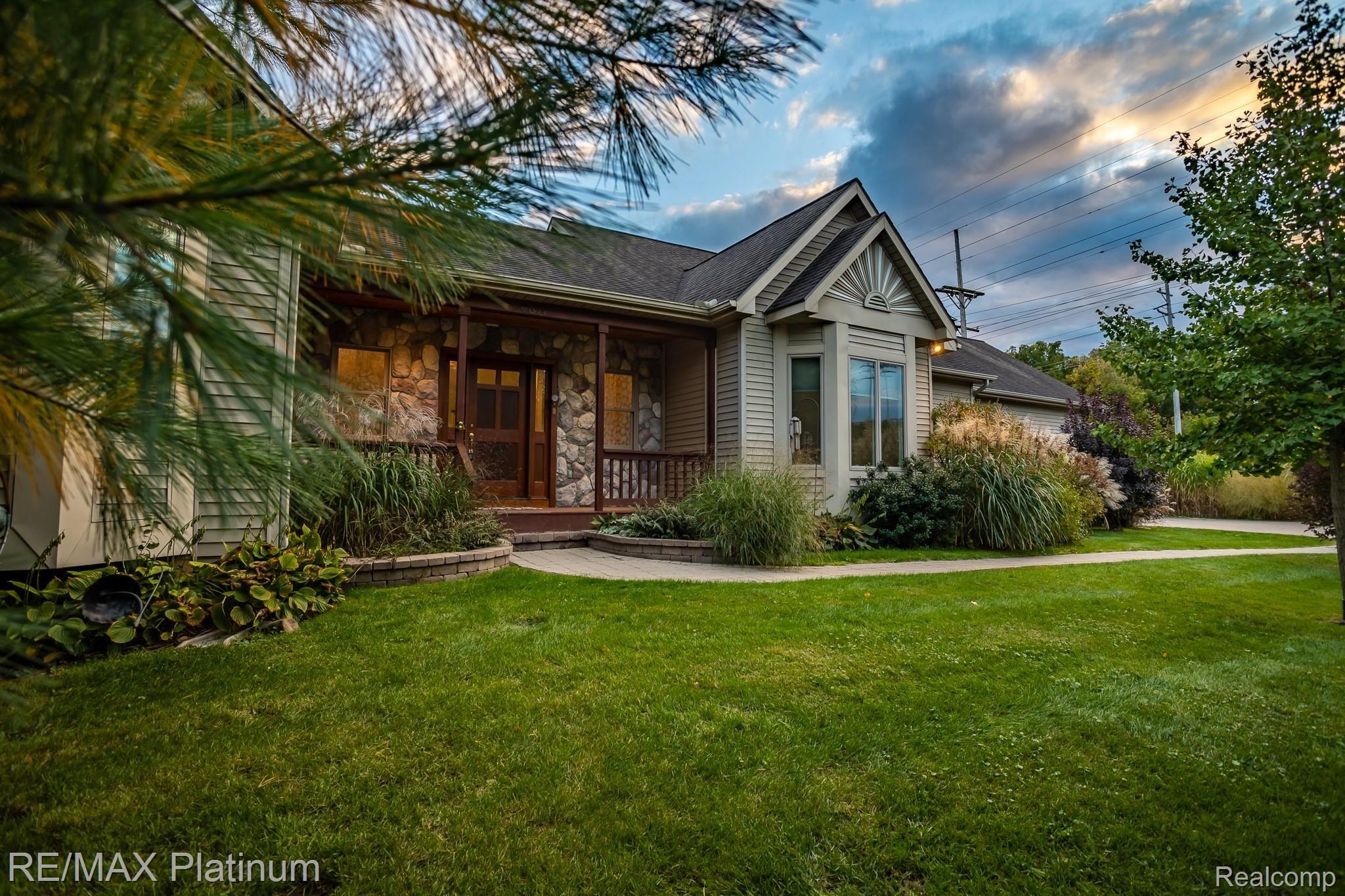4871 Pratt Road Ann Arbor, MI 48103 - Photo 1 of 67 IMG_7221-HDR.jpg