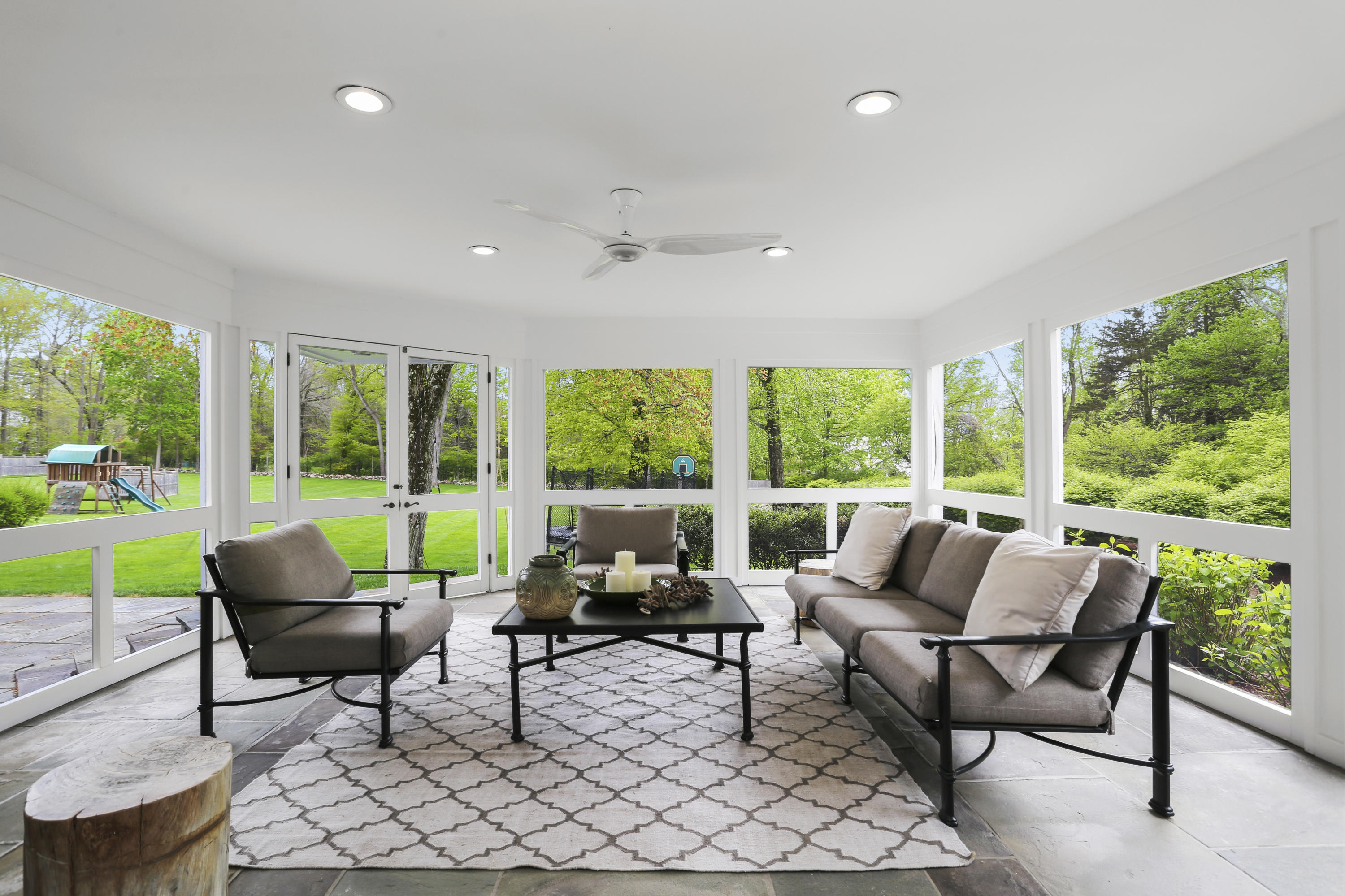 70 Dunning Road New Canaan, CT 06840 - Photo 11 of 40 70 Dunning Rd New Canaan CT-print-013-02