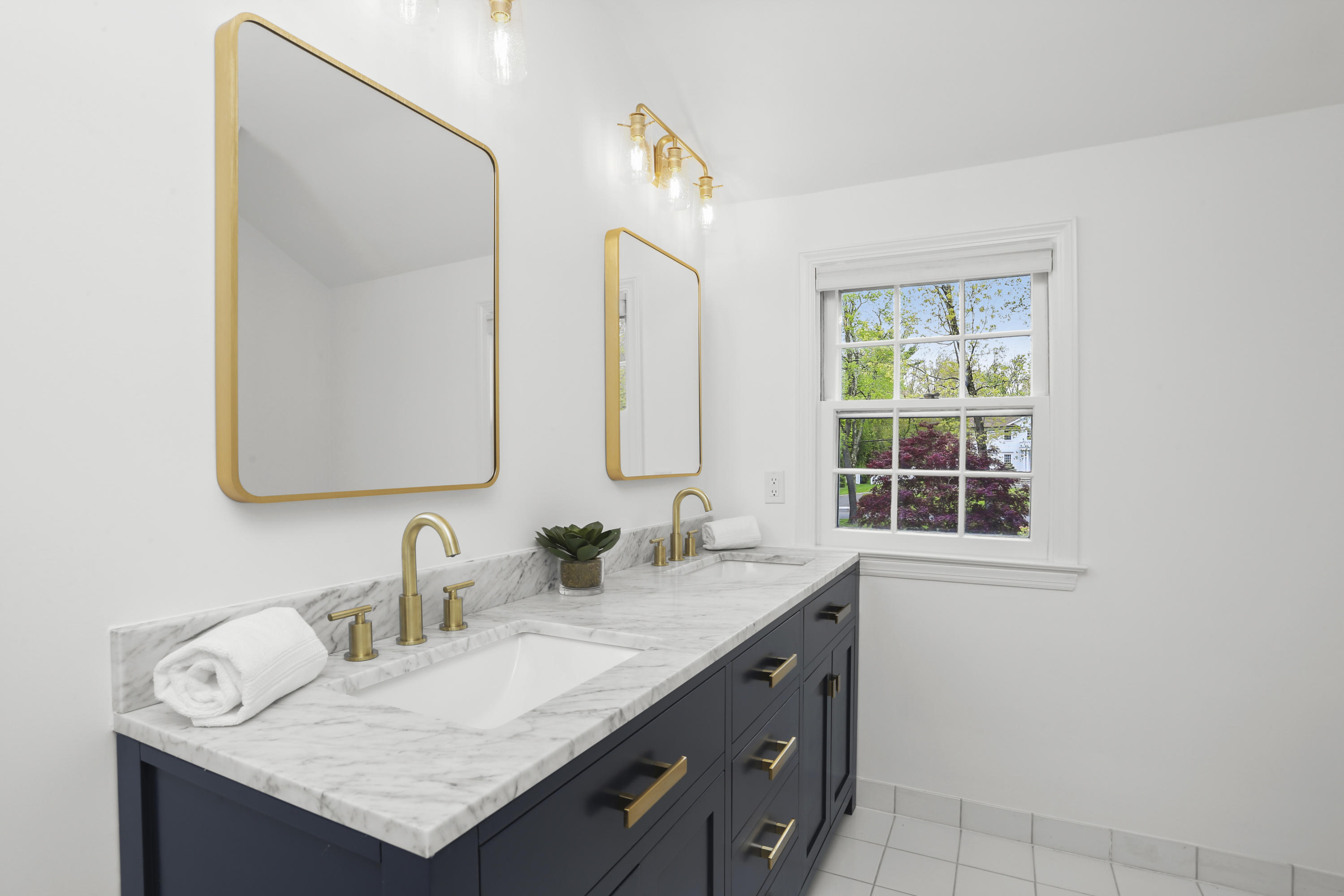 70 Dunning Road New Canaan, CT 06840 - Photo 28 of 40 70 Dunning Rd New Canaan CT-print-048-02