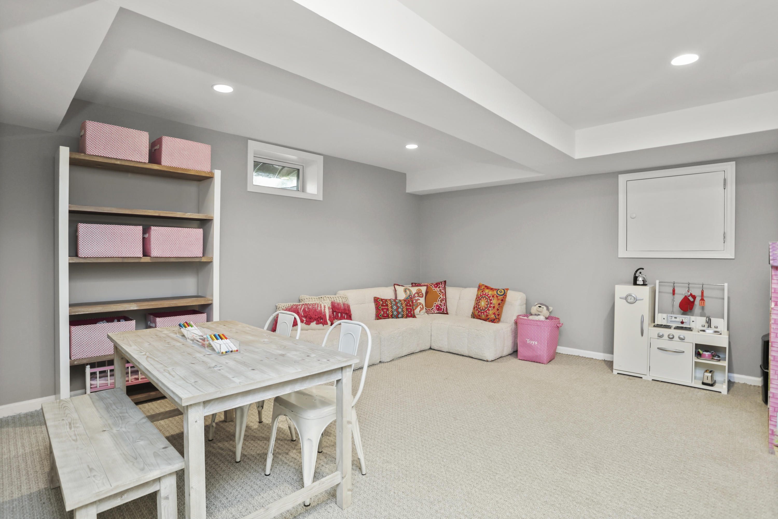 70 Dunning Road New Canaan, CT 06840 - Photo 30 of 40 70 Dunning Rd New Canaan CT-print-049-05