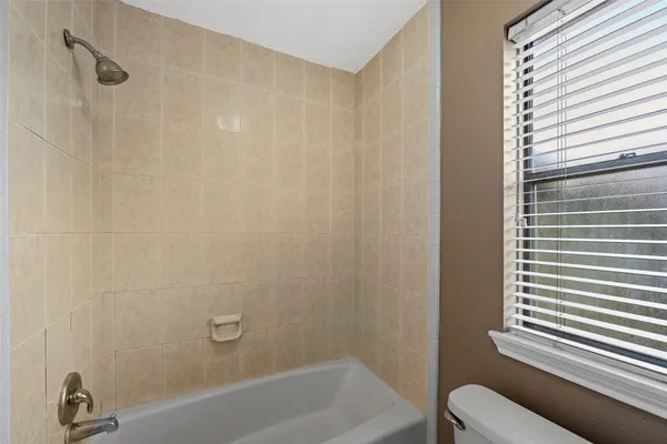 $1,700 | 14154 Whispering Palms Drive, Houston, TX 77066