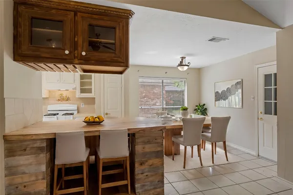 $1,700 | 14154 Whispering Palms Drive, Houston, TX 77066