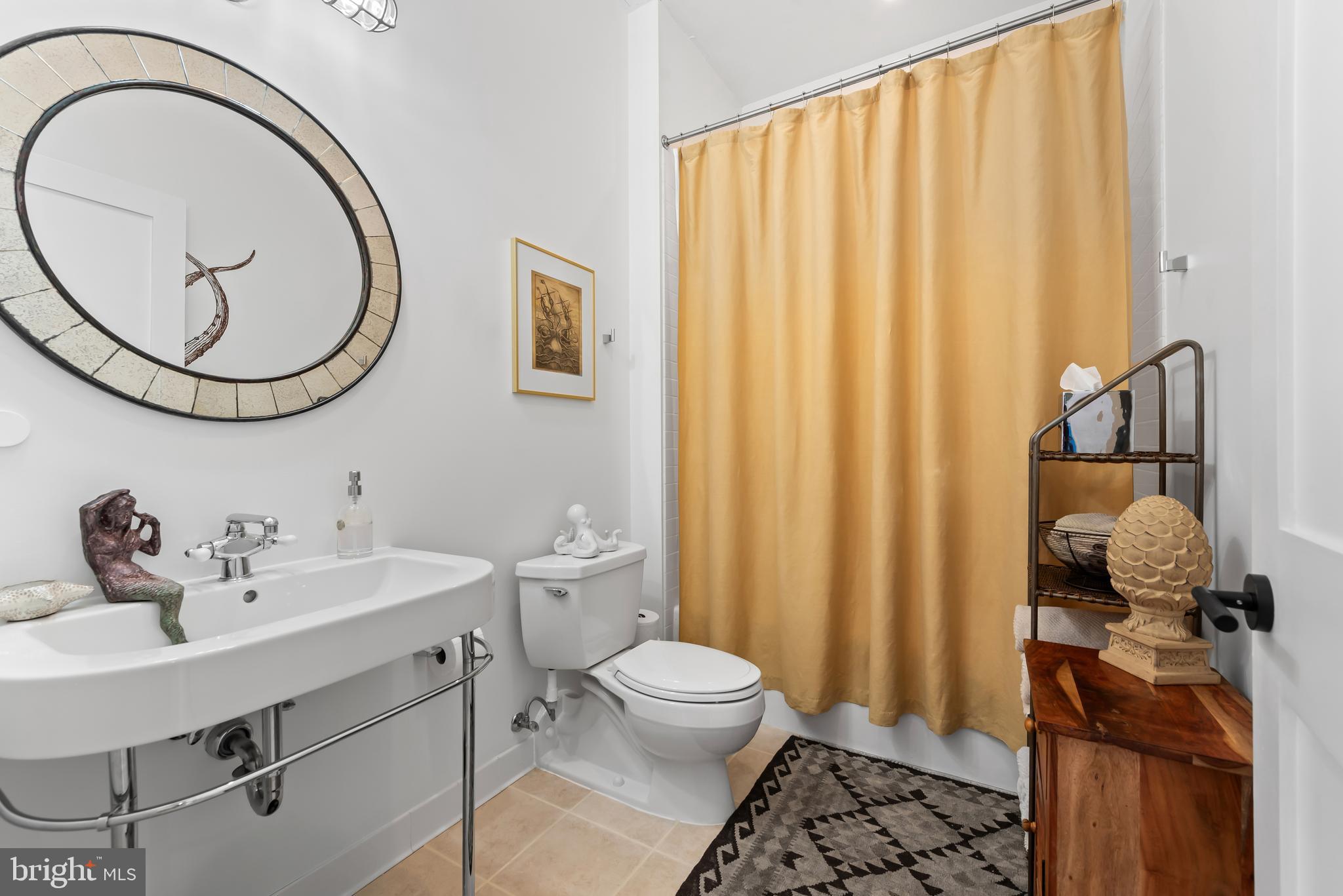 1220 Bank Street, Unit 204 Baltimore, MD 21202 - Photo 24 of 35