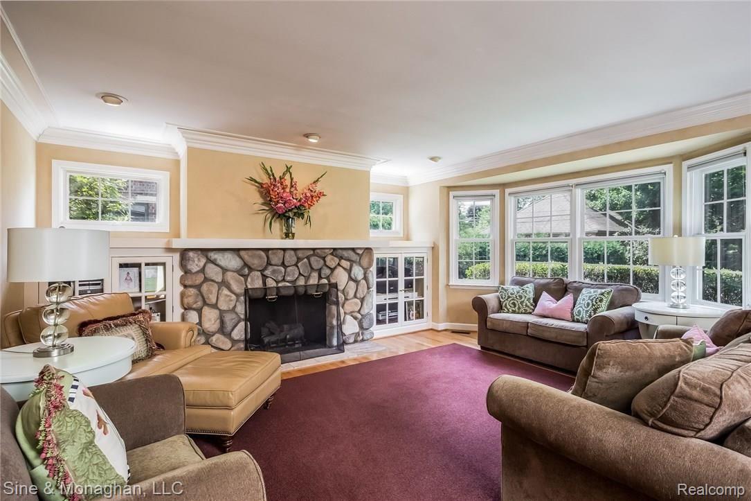1027 Audubon Road Grosse Pointe, MI 48230 - Photo 22 of 51 023-Family_Room-3063749-medium.jpg