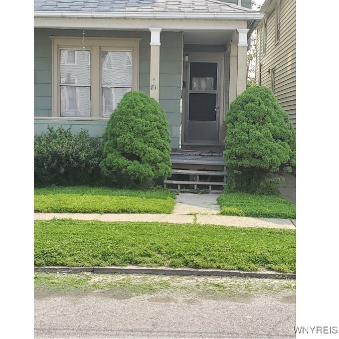 81 Thompson Street Buffalo, NY 14207 - Photo 3 of 17