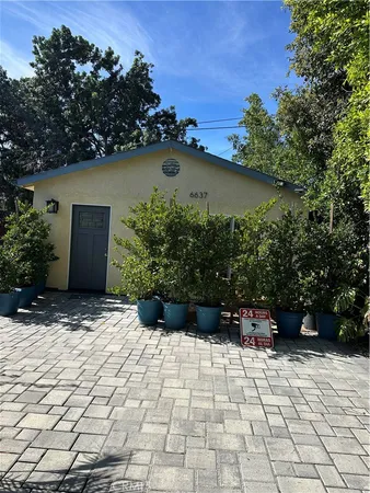 $1,950 | 6637 Radford Avenue, North Hollywood, CA 91606