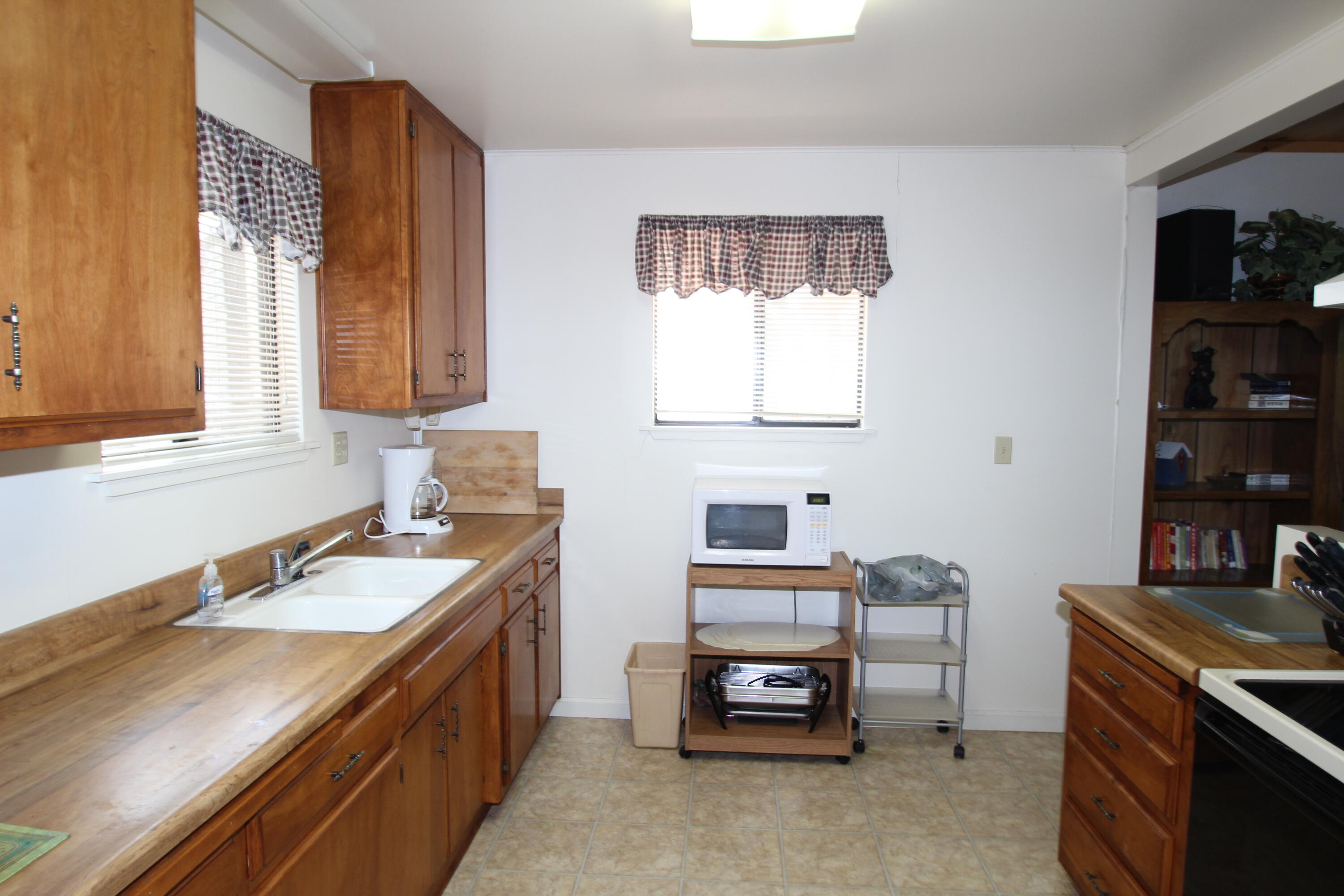 603 Legar Drive Springville, CA 93265 - Photo 9 of 46 IMG_8913